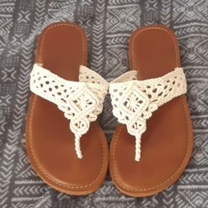 NWOT Time and Tru womans flip flop/thongs